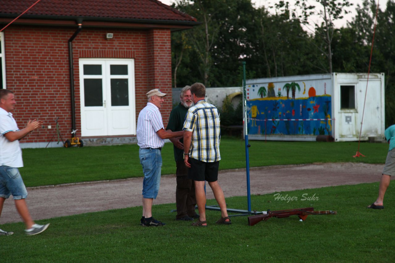 Bild 543 - Vogelschiessen am 18.8.12